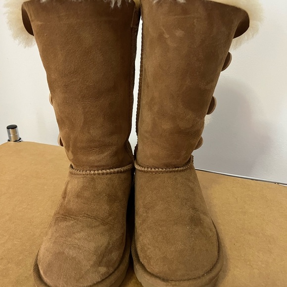 Girls UGG boots